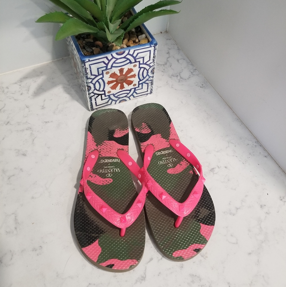 VALENTINO ROCKSTUDS BY HAVAIANAS SANDALS - Picture 2 of 6